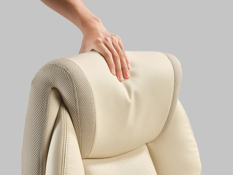 Plush Three-Dimensional Headrest